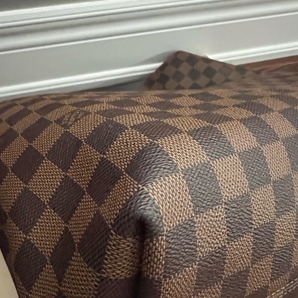 SOLD Authentic Louis Vuitton Graceful MM - Picture 12 of 15